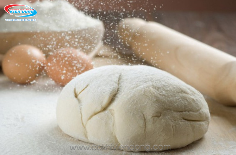 máy trộn bột nằm ngang